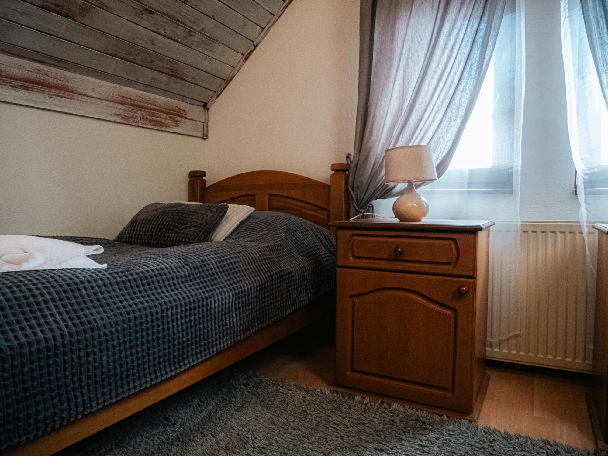 U Krba Hotel Nitra Buitenkant foto