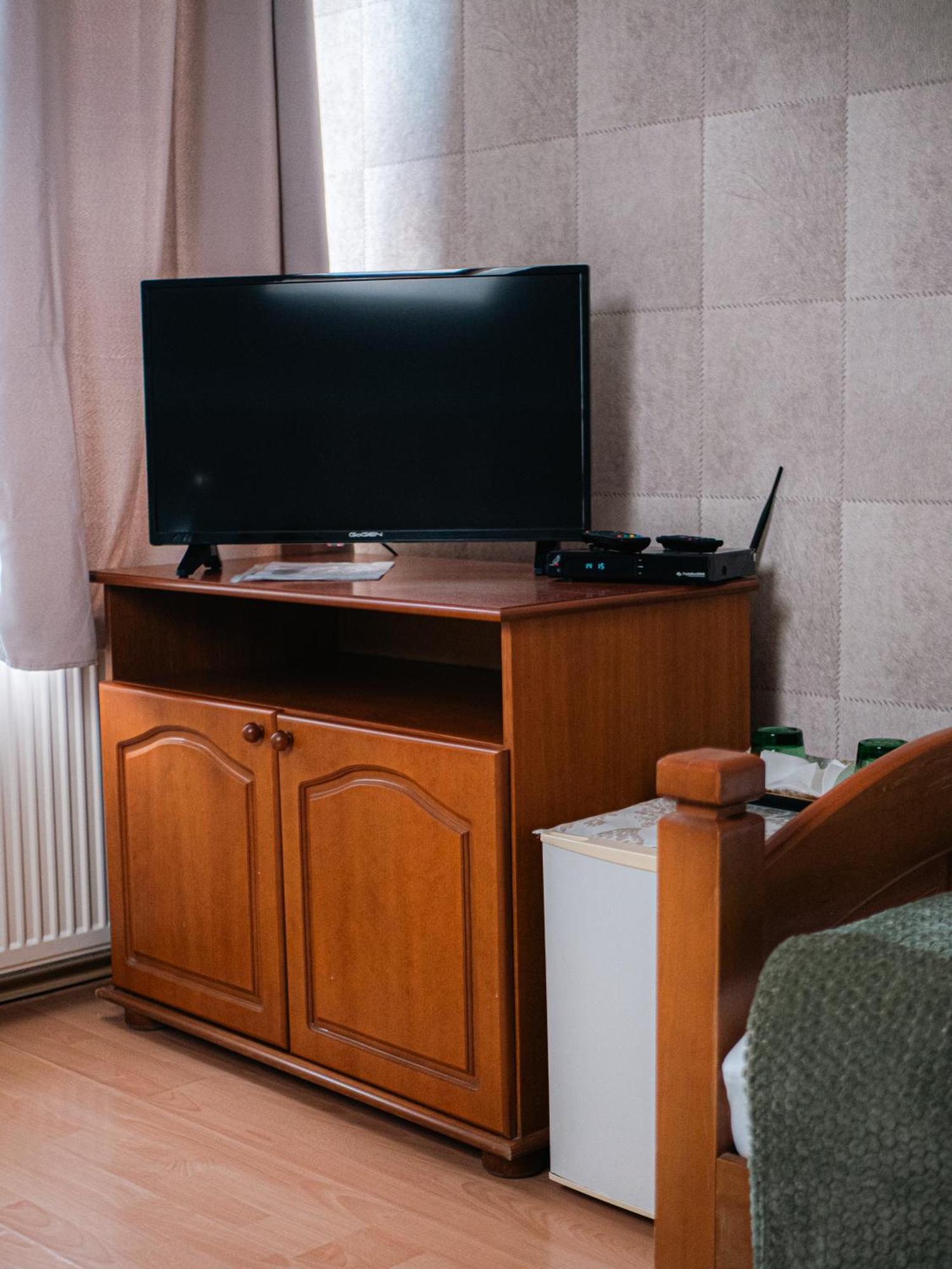 U Krba Hotel Nitra Buitenkant foto