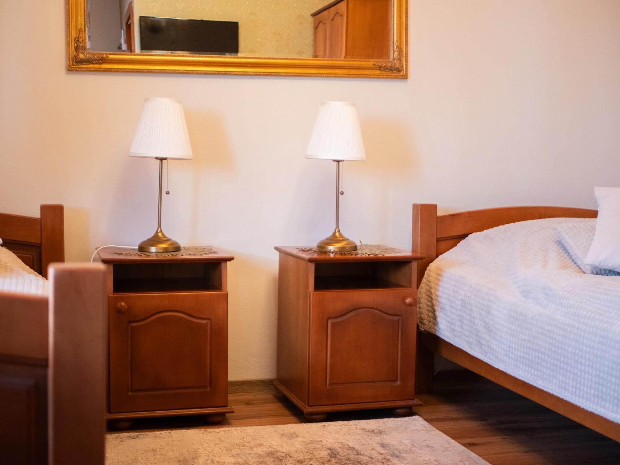 U Krba Hotel Nitra Buitenkant foto